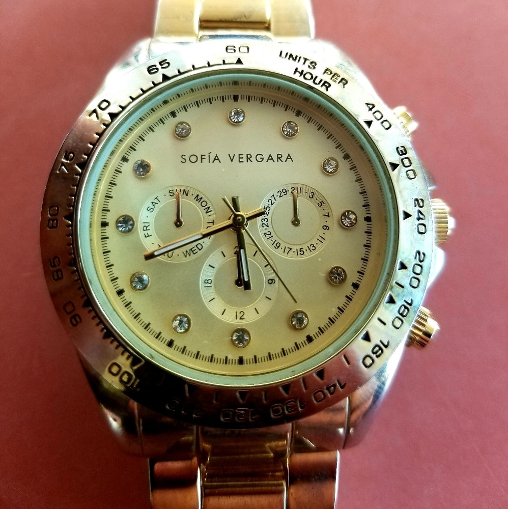 Sofia Vegara watch
